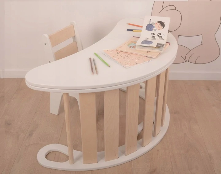 Stolní deska k montessori houpačce